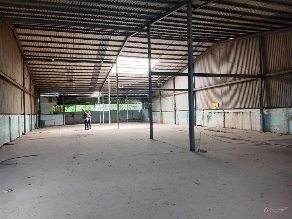 Cho thuê kho xưởng 720 m2 giá 35 triệu /đường đinh đức thiện xã phước lý cần giuộc long an