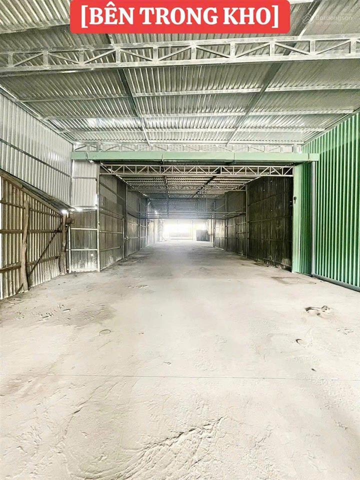 Cho thuê kho 500 m2 giá chốt 15 triệu / đường quốc lộ 62 xã lợi bình nhơn thành phố tân an long an