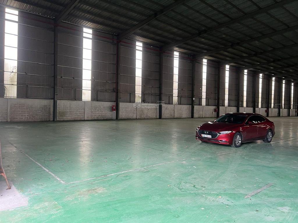 Cho thuê kho xưởng 3.500 m2 giá 175 triệu / đường hoàng anh phường khánh hậu tp tân an long an
