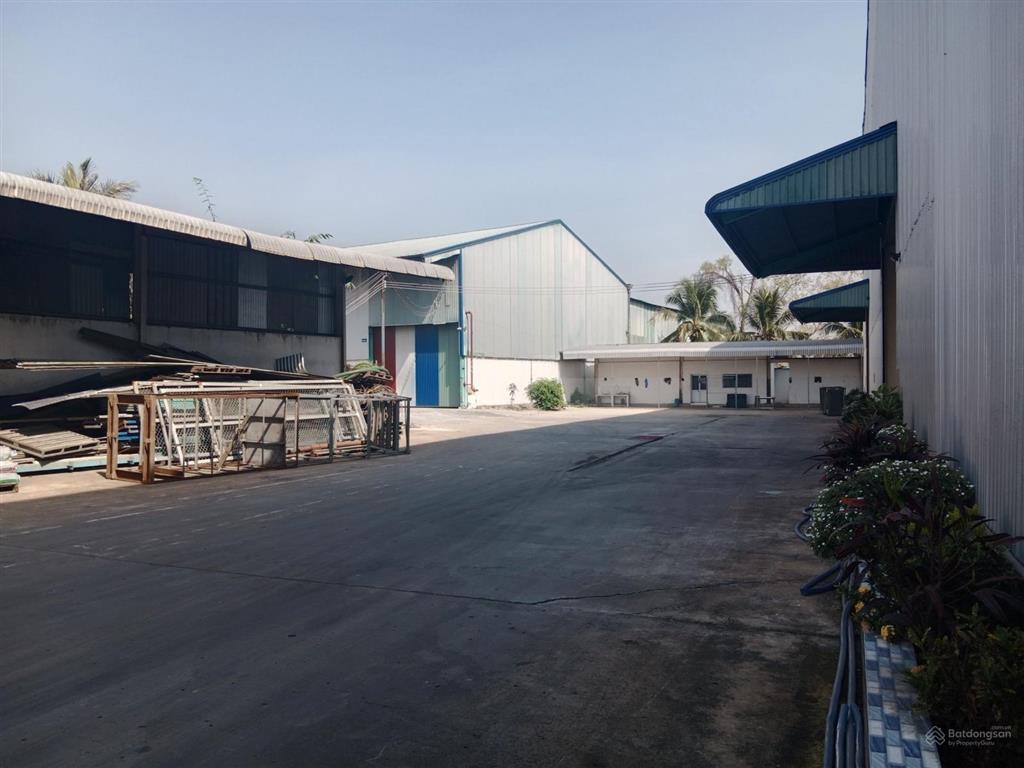 Cho thuê kho xưởng 3.000 m2 giá 40 nghìn đ/m2 bao vat xã hướng thọ phú tp tân an long an