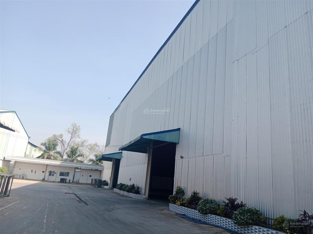 Cho thuê kho xưởng 3.000 m2 giá 40 nghìn đ/m2 bao vat xã hướng thọ phú tp tân an long an