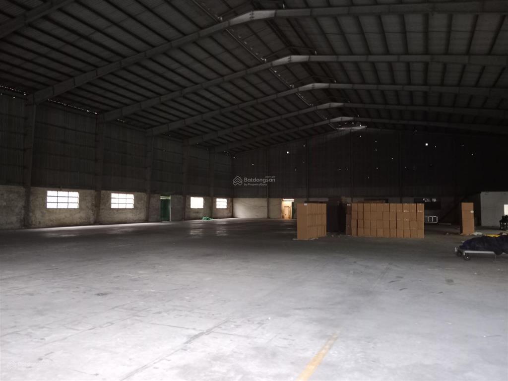 Cho thuê kho xưởng 4.000 m2 giá 200 triệu / đường tỉnh lộ 835 xã long thượng cần giuộc long an