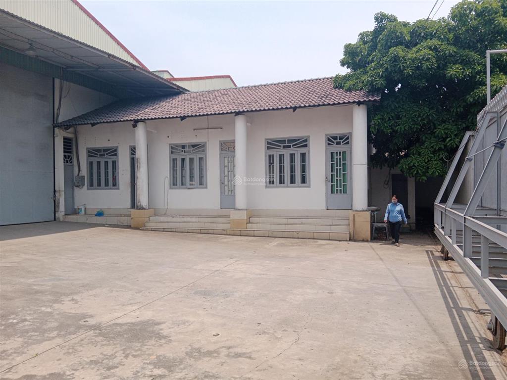 Bán xưởng 5.000 m2 giá 45 tỷ đường tỉnh lộ 830 xã lương bình huyện bến lức long an