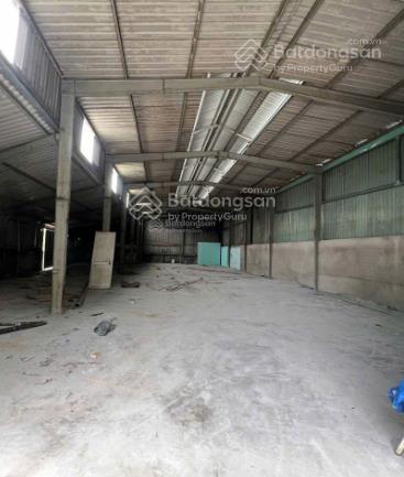 Cho thuê kho xưởng 300 m2 giá 17 triệu / đường kênh 7, xã tân kiên, huyện bình chánh, tphcm