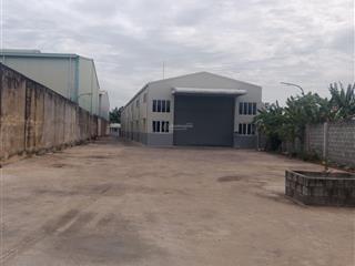 Cho thuê kho xưởng và sân 1.500 m2 giá 30 triệu / đường tỉnh lộ 826 xã mỹ lệ cần đước long an
