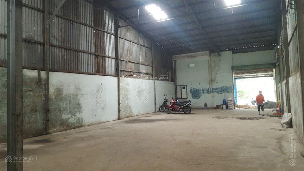 Cho thuê kho xưởng và đất 2.500 m2 giá 40 triệu / đường tỉnh lộ 834 xã nhị thành thủ thừa long an