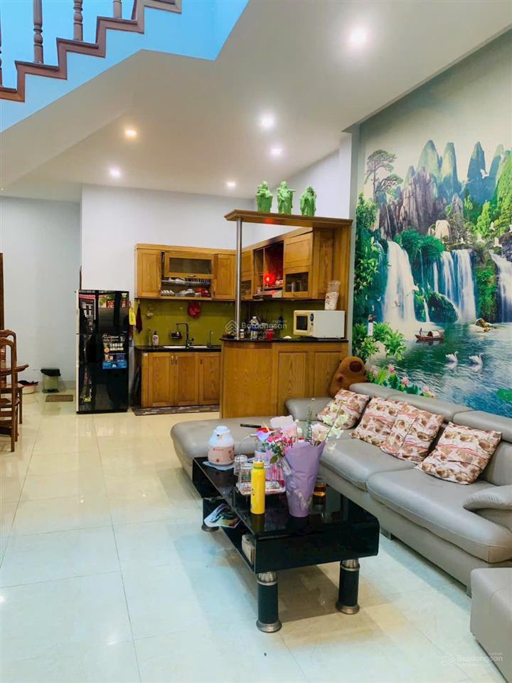 Nhà 2 tầng ngũ hành sơn  nam việt á / sát bờ sông hàn , dân trí cao  giá chỉ nhỉnh 9 tỷ