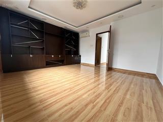 Cho thuê nhà nguyên căn 5x22m, 1 hầm ,1 trệt, 3lầu, 4 p. ngủ, 5wc kdc đại phúc  phạm hùng giá 23tr