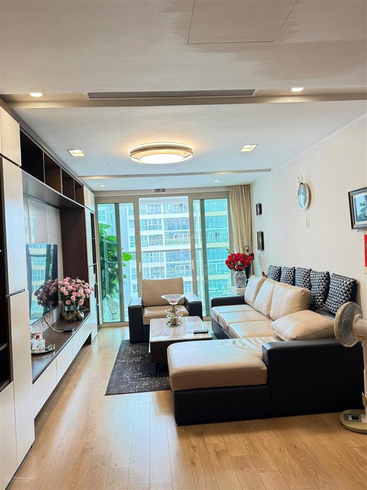 Chính chủ bán căn hộ mandarin garden hoàng minh giám, tòa d2 diện tích 168m² view hồ công viên