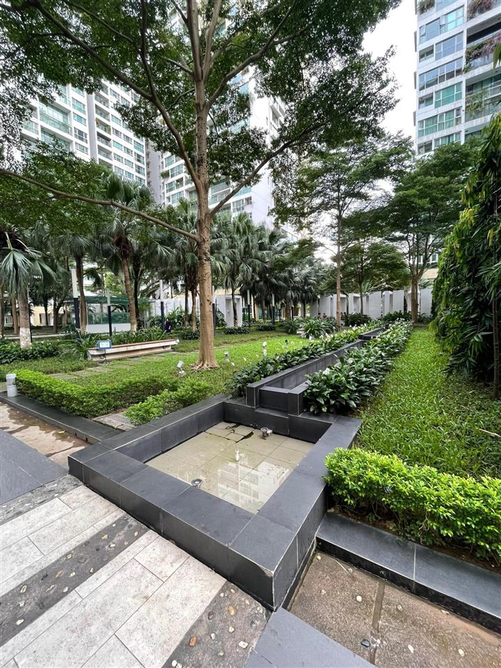 Bán căn hộ 130m chung cư mandarin garden giá 12xtr/m2 nội thất mới đẹp, sổ đỏ chính chủ