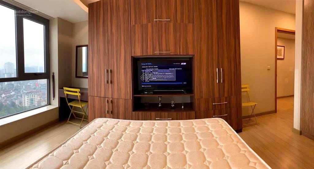 Chính chủ cần bán căn hộ sky city 88 láng hạ, diện tích 139m2 ban công đn, full nội thất, giá tốt