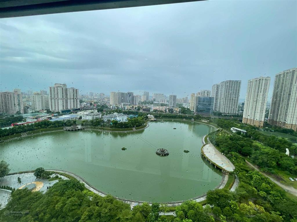 Chính chủ cần bán căn góc 07 tòa c2 mandarin garden hoàng minh giám, full đồ, giá hợp lý làm việc