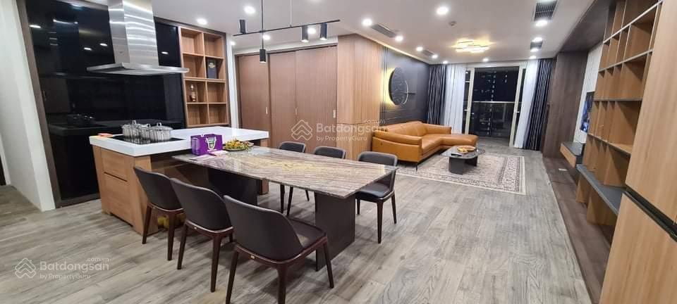 Tôi cần bán căn 168m2 chung cư mandarin garden view lã vọng cực thoáng, giá hơn 118tr/m2