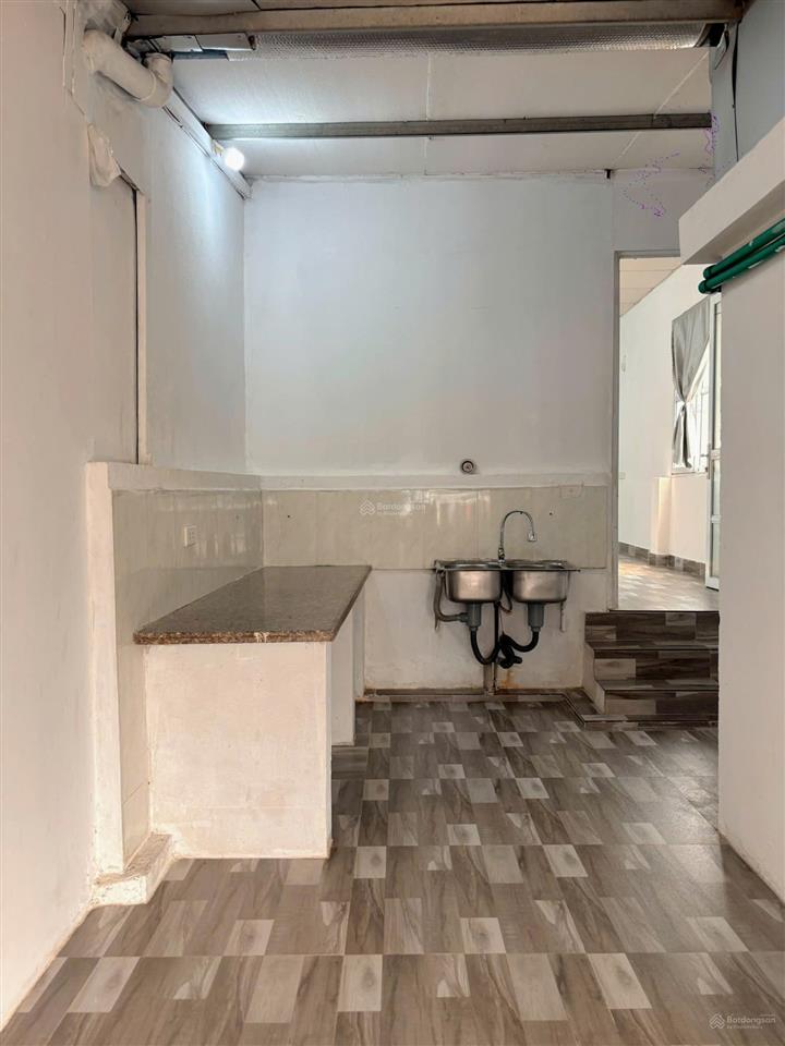 Cho thuê nhà thái thịnh  55m2 (giá chỉ 4 triệu/tháng)