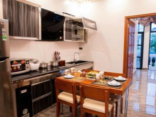 Cho thuê căn hộ 2 phòng ngủ đầy đủ tiện nghi, giá cả hợp lý tại vinhomes imperia hải phòng