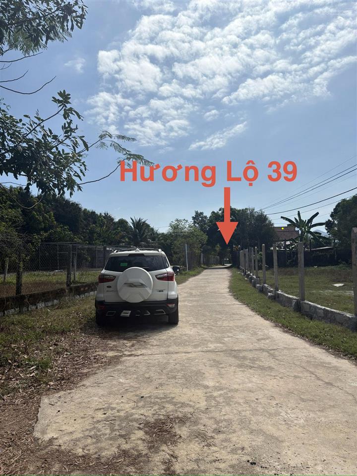 Bán lô đất suối tiên (suối hiệp), cách hương lộ 39 chỉ 100m, giá đầu tư. dt 186m2