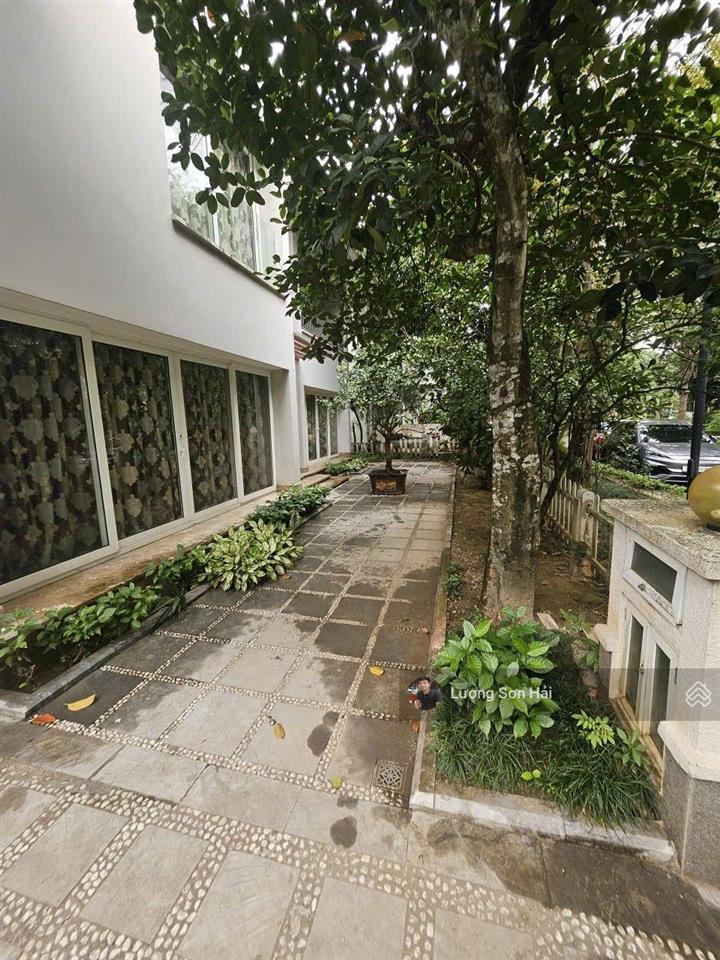 Bán nhanh biệt thự đơn lập vườn mai ecopark. hải 0704 725 ***