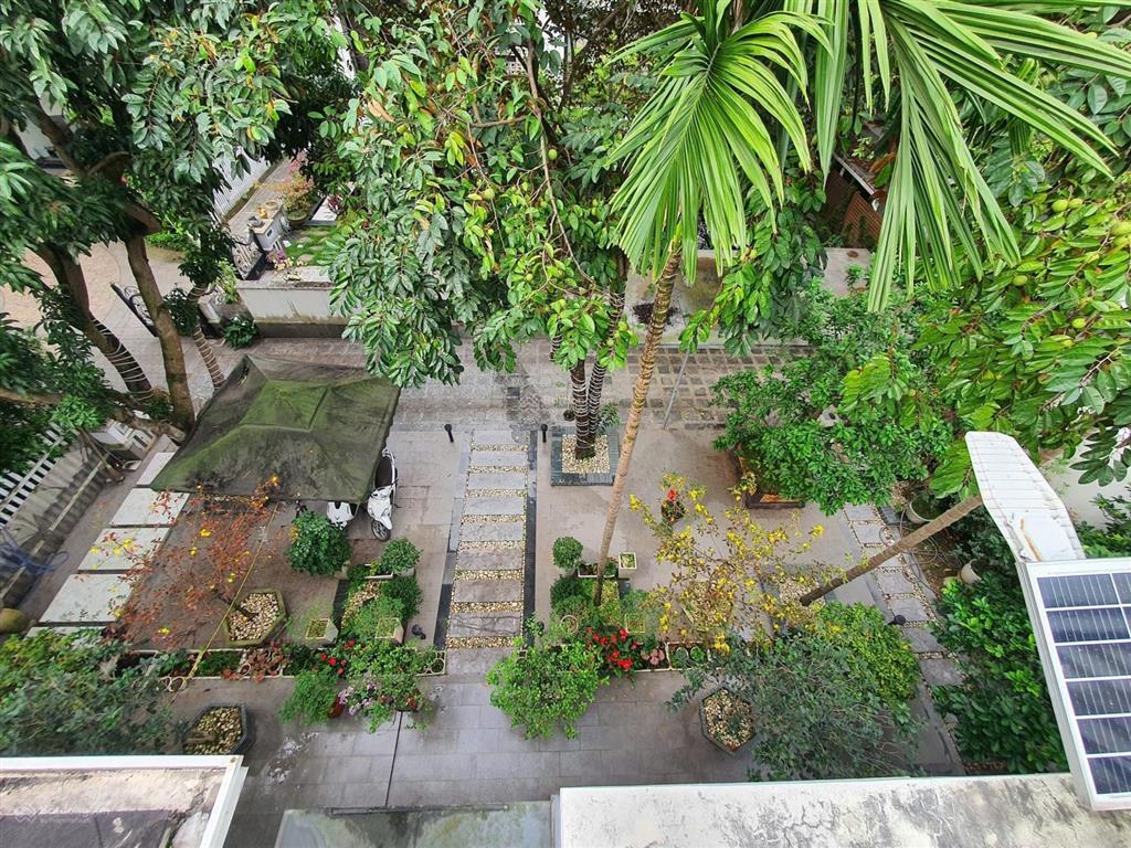 Bán gấp biệt thự đơn lập ecopark chỉ 119tr/m2 có 1 không 2