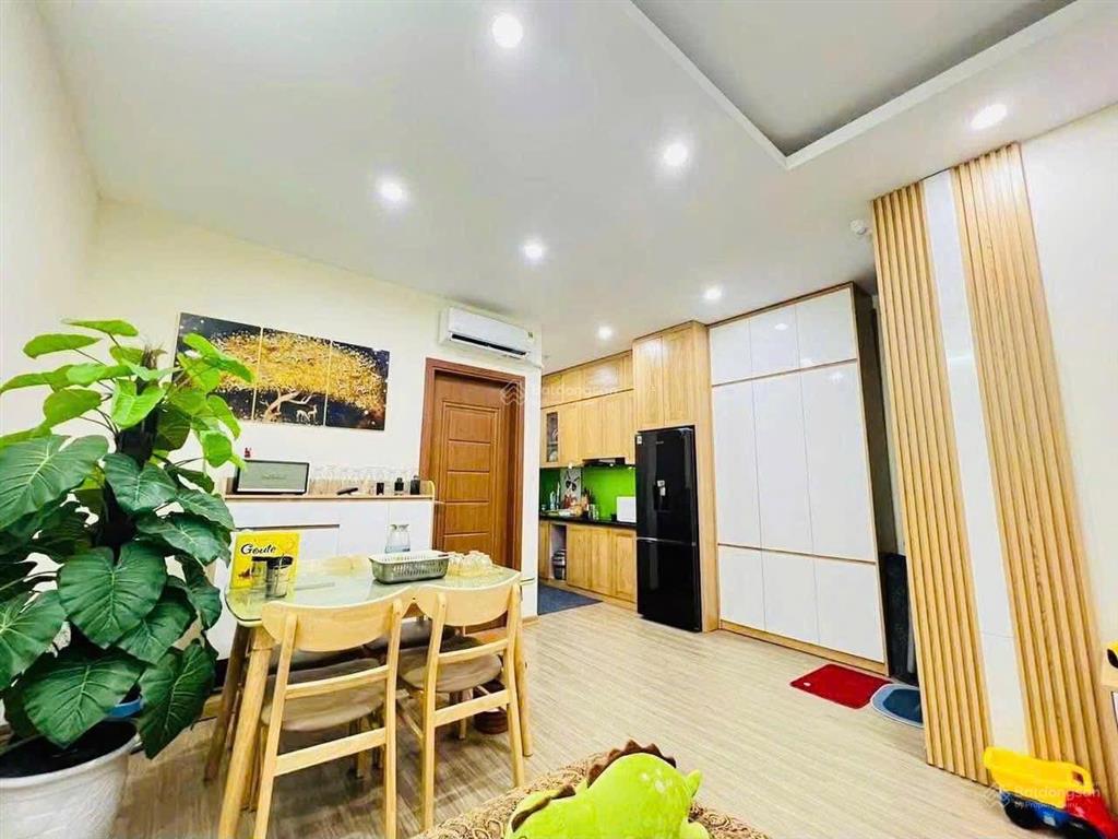 Cắt lỗ sâu tòa mới phenika 56,9m đầu 2027 bàn giao full nội thất chủ thu 2,6** tỷ,cho thuê đc giá