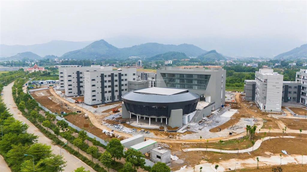 Cắt lỗ tòa mới tầng trung phenikaa hòa lạc  200m ra ga metro, 20ph về mỹ đình, 2pn, giá chỉ 1.9tỷ