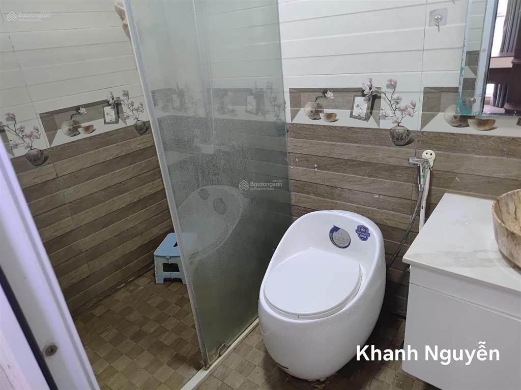 Chính chủ cho thuê căn hộ 79m2 2 ngủ. vào ở ngay