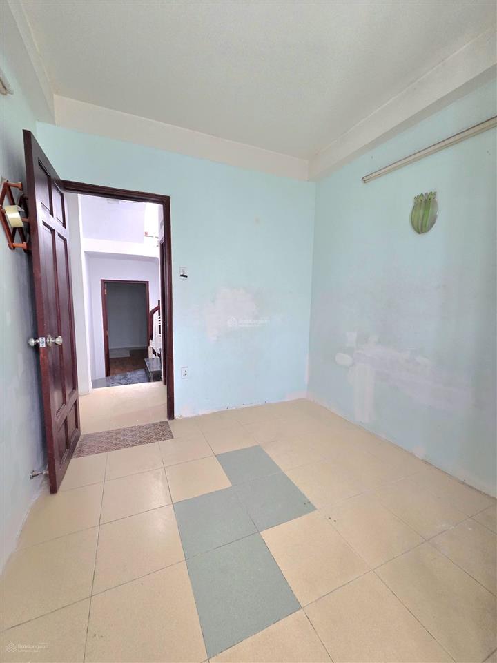 (hoa hồng 70tr) bán nhà chính chủ 4 tầng  5pn  4wc tiện làm căn hộ ở thích quảng đức p5 phú nhuận