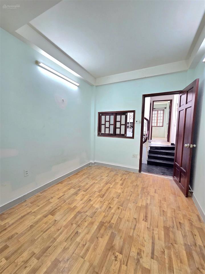 (hoa hồng 70tr) bán nhà chính chủ 4 tầng  5pn  4wc tiện làm căn hộ ở thích quảng đức p5 phú nhuận