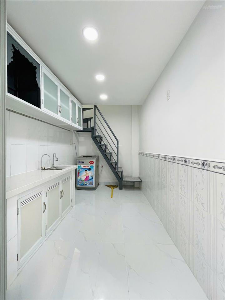 Giảm mạnh 400tr bán gấp nhà 3 tầng nơ trang long p13 bình thạnh  0844 068 ***