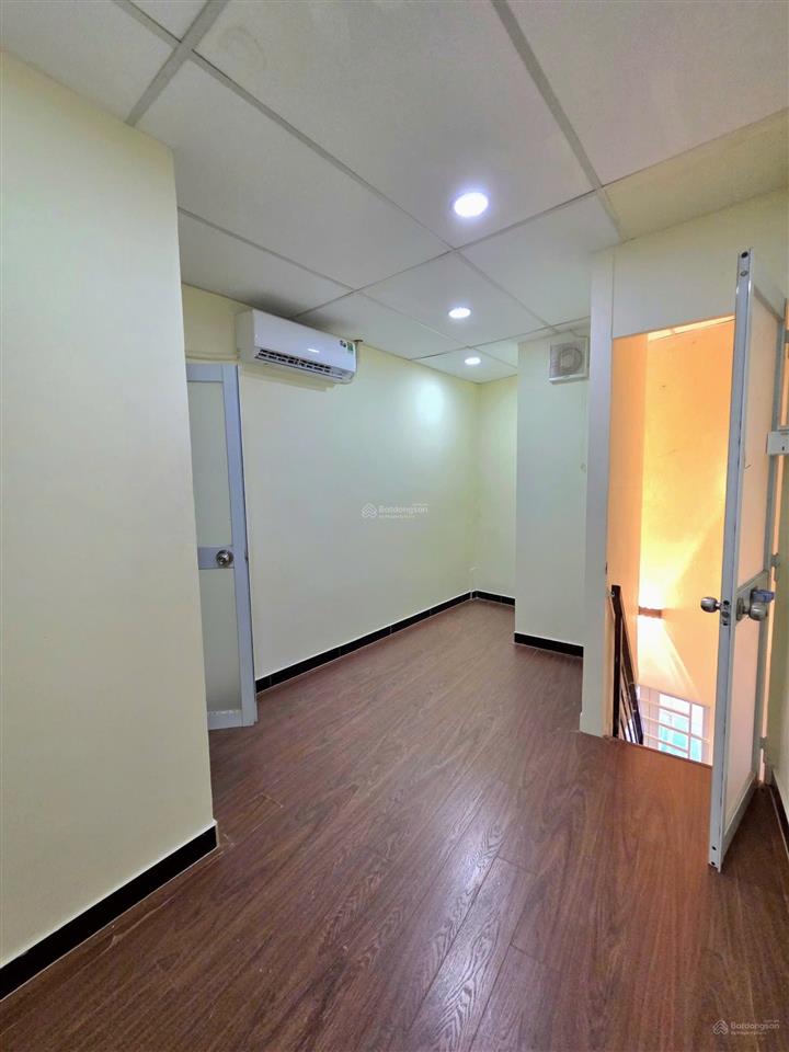 Nhà nhỏ hiếm đủ công năng giáp quận 1 võ duy ninh, p22, bình thạnh  0844 068 ***