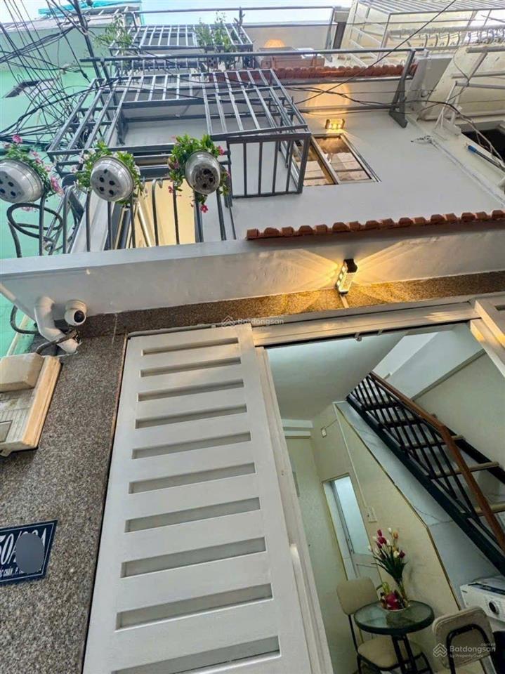 Bán nhà 3 tầng có sổ riêng tại quận 1 trần khắc chân p. tân định
