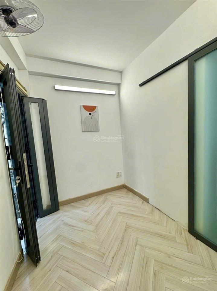 Bán nhà 3 tầng có sổ riêng tại quận 1 trần khắc chân p. tân định