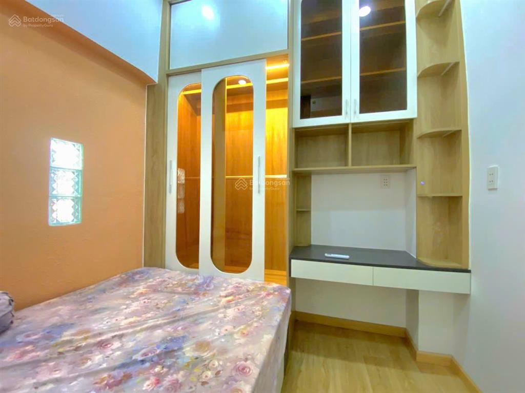 Ngộp ngân hàng bán nhanh nhà mới full nội thất xô viết nghệ tĩnh, p25, bình thạnh, sát hẻm xe hơi