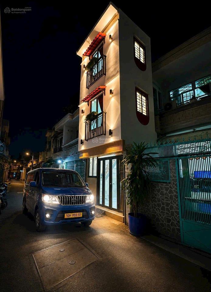 Bán nhà hẻm xe tải 3 tầng đường thích quảng đức, phường 5, quận phú nhuận, tặng full nội thất