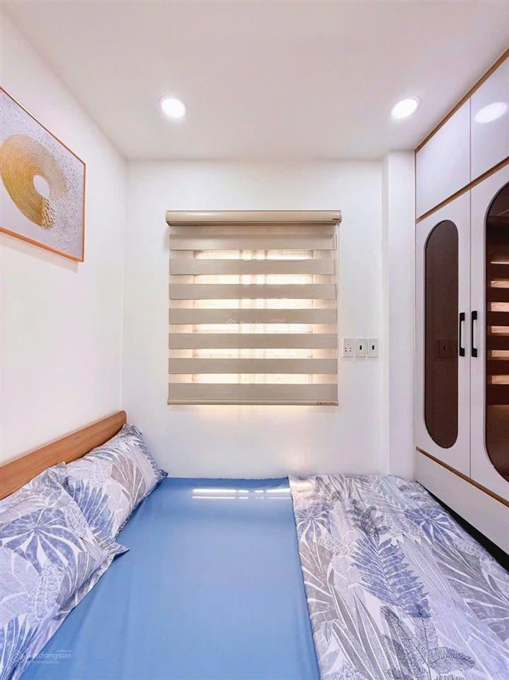 Bán nhà hẻm xe tải 3 tầng đường thích quảng đức, phường 5, quận phú nhuận, tặng full nội thất