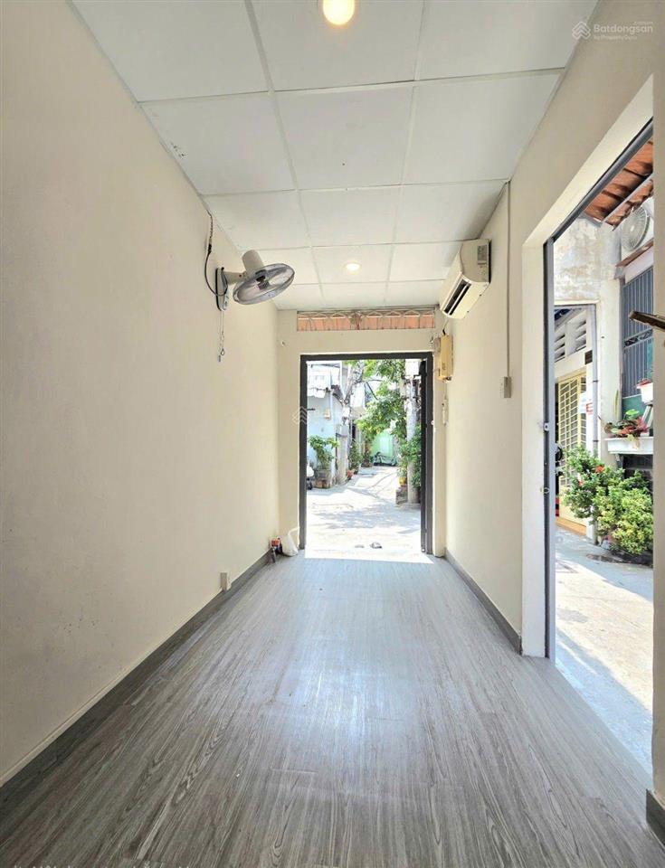 Phân khúc hiếm siêu 2,8 tỷ có căn góc 2 mặt hẻm xe hơi ở huỳnh văn bánh, p13, phú nhuận