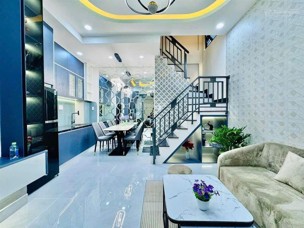 Bán căn góc 3 tầng sát hẻm xe hơi 207/ nguyễn văn đậu p. bình lợi trung