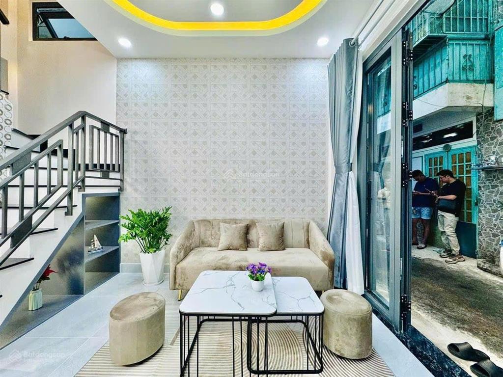 Bán căn góc 3 tầng sát hẻm xe hơi 207/ nguyễn văn đậu p. bình lợi trung