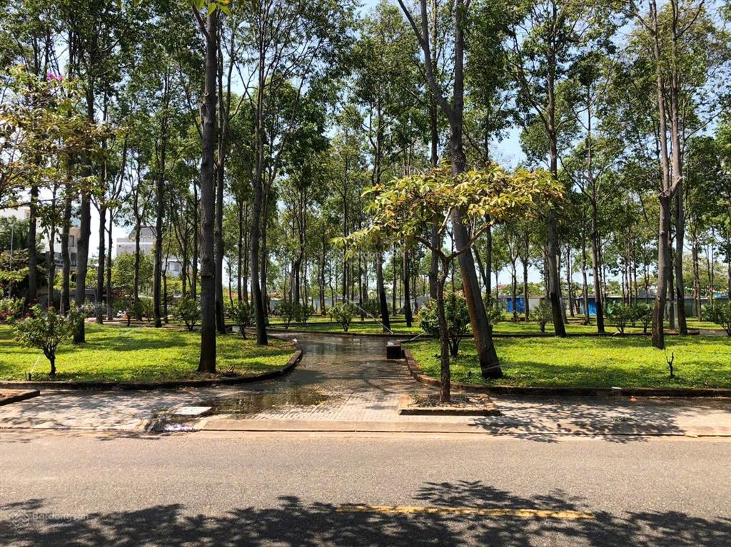 Bán nhà view công viên phố đi bộ tp bà rịa đường nguyễn thành long, 6 tỷ