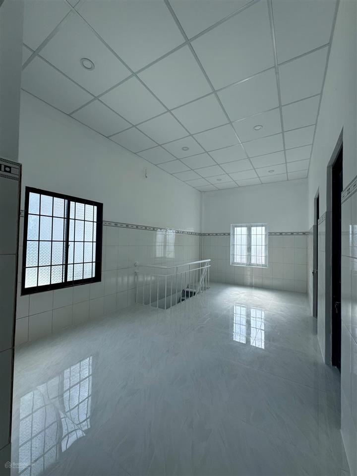 Bán nhà gần quảng trường tp bà rịa mặt tiền đường nam quốc cang
