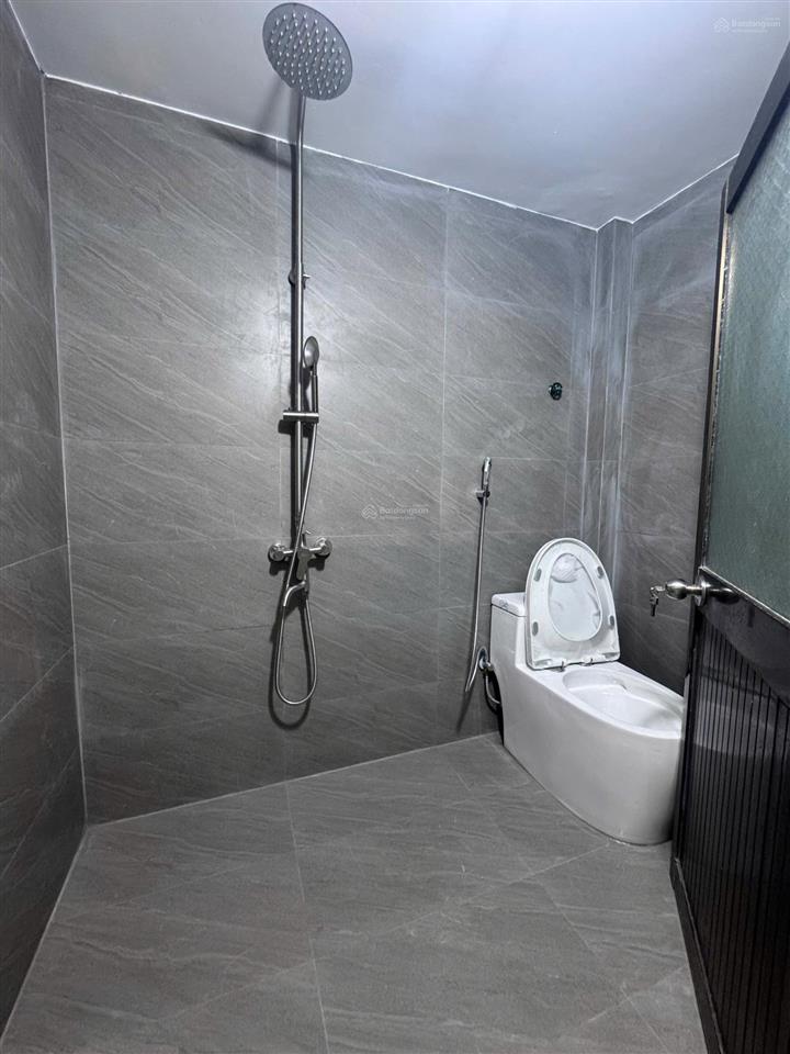 Bán nhà gần quảng trường tp bà rịa mặt tiền đường nam quốc cang