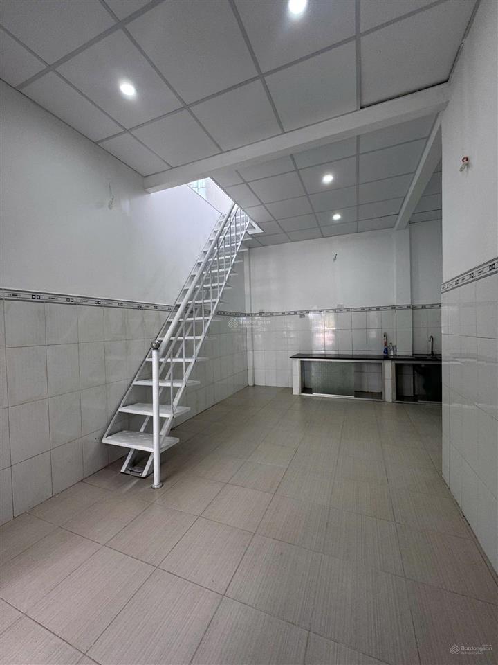 Bán nhà gần quảng trường tp bà rịa mặt tiền đường nam quốc cang