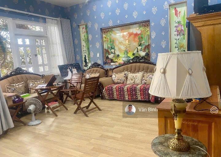 Bán nhà hoàn công mặt tiền đường bà triệu tp vũng tàu cách biển 400m