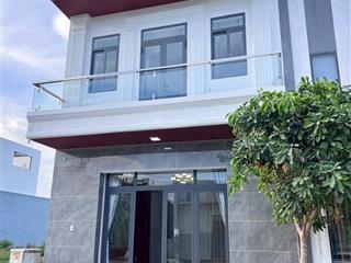 Bán nhà mặt tiền đường d3 khu hưng việt phường tam long tp. hcm (phường long tâm tp bà rịa)