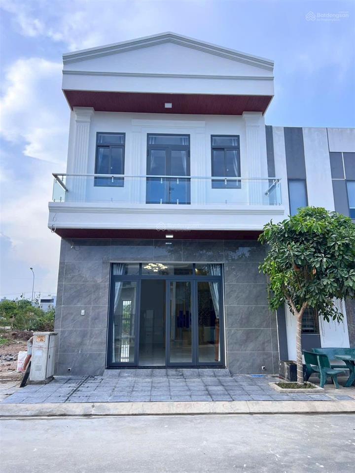 Bán nhà mặt tiền đường d3 khu hưng việt phường tam long tp. hcm (phường long tâm tp bà rịa)
