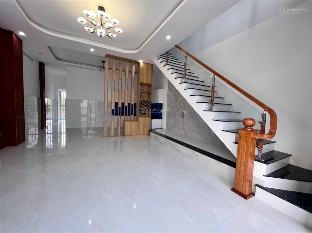 Bán nhà mặt tiền đường d3 khu hưng việt phường tam long tp. hcm (phường long tâm tp bà rịa)