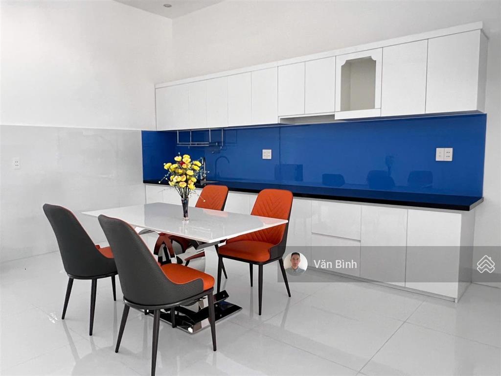 Bán nhà 1 trệt 1 lầu 4,5 tỷ phường long tâm tp bà rịa (phường tam long tp hcm) mới xây 100%