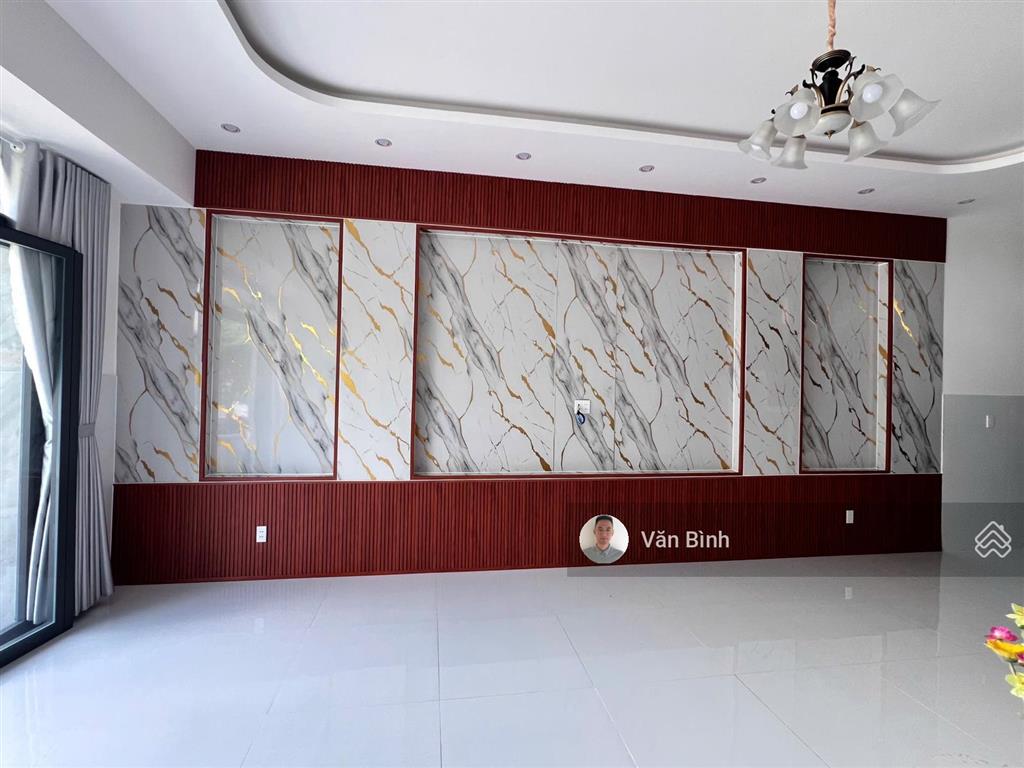 Bán nhà 1 trệt 1 lầu 4,5 tỷ phường long tâm tp bà rịa (phường tam long tp hcm) mới xây 100%