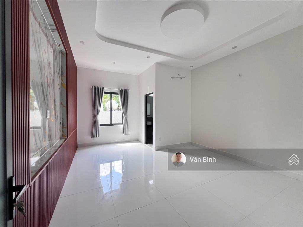Bán nhà 1 trệt 1 lầu 4,5 tỷ phường long tâm tp bà rịa (phường tam long tp hcm) mới xây 100%