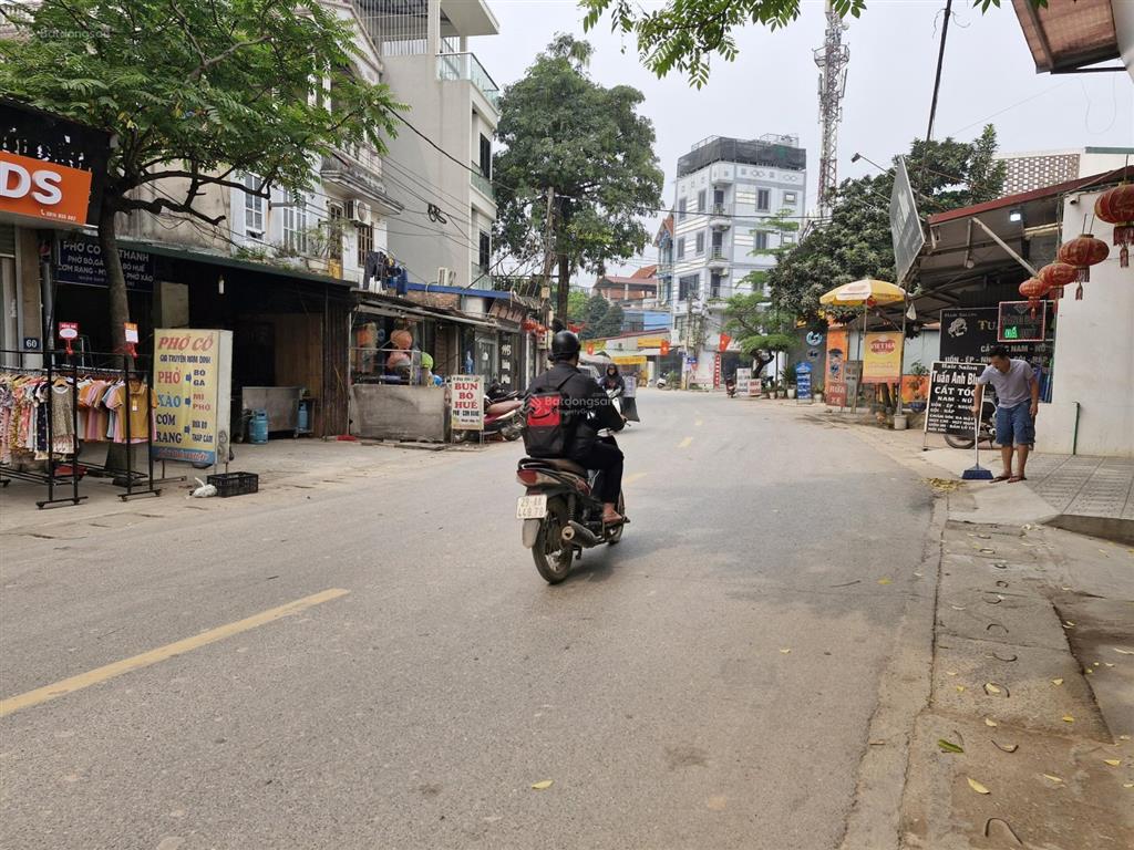 Chính chủ bán lô góc 52m2 thổ cư đường ô tô 7 chỗ đỗ cửa tại vân côn  0987 834 ***