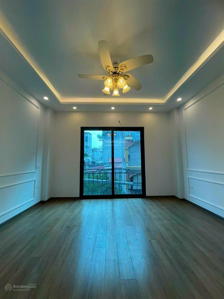 Chính chủ bán nhà 3 tầng tại song phương giá hơn 2 tỷ/căn